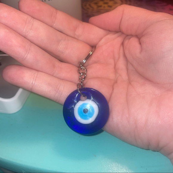 ✨🧿Evil Eye Keychain w/Matching Charm🧿✨Yellow Charm✨ - Picture 7 of 9